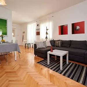 apartment-tin.splithotels.org/
