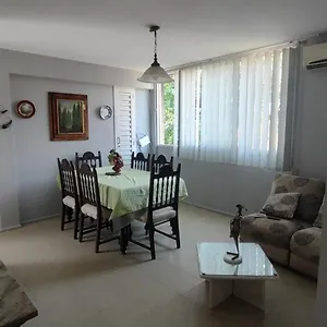 Departamento En Excelente Area Villa Marini